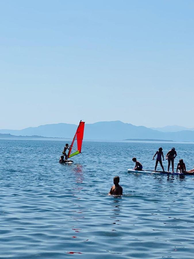 Nisi Glamping Hotel Rahón-part Kültér fotó