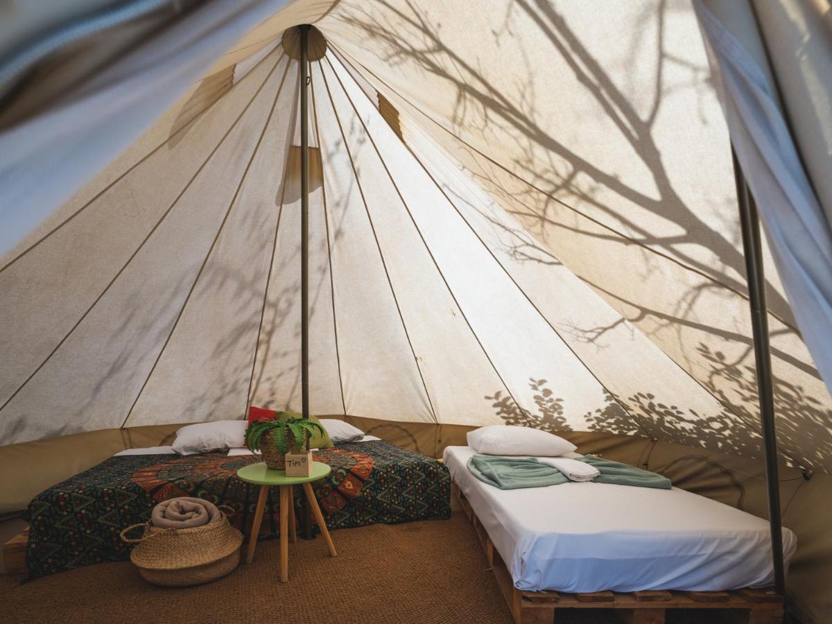 Nisi Glamping Hotel Rahón-part Kültér fotó
