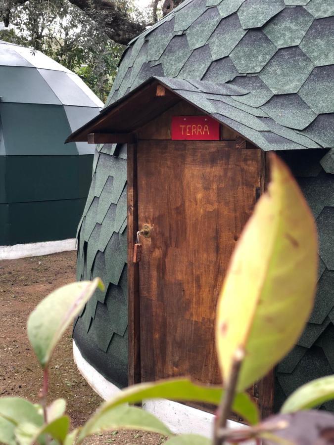 Nisi Glamping Hotel Rahón-part Kültér fotó