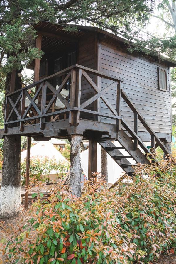 Nisi Glamping Hotel Rahón-part Kültér fotó
